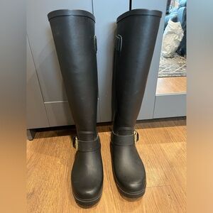 Resistant rain boots knee length